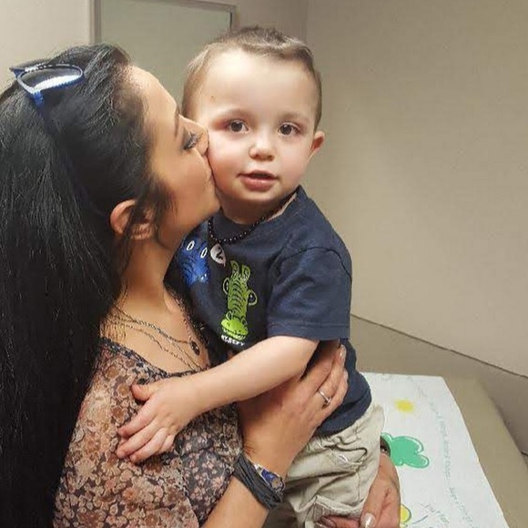 Meet your Posher, Tisha - Picture 2 of 2